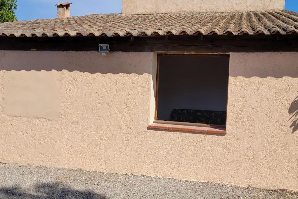 Appartement Dans Une Villa Au Coeur De La Provence Trans-en-Provence Luaran gambar
